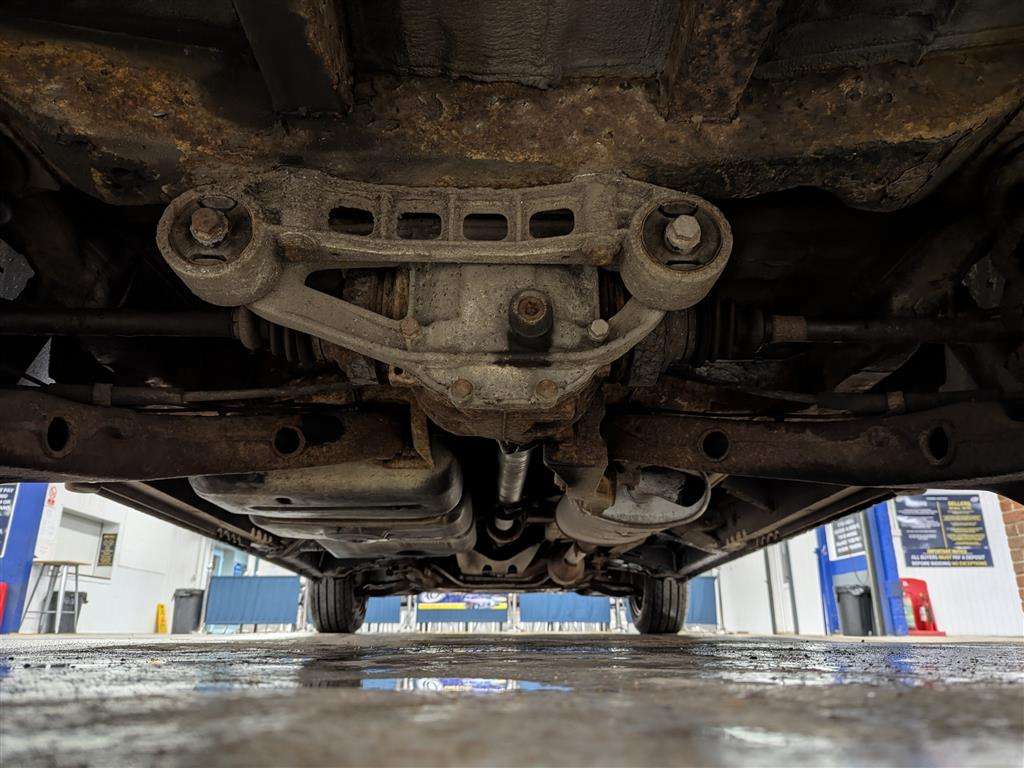 <p>2009 MERCEDES VITO 111 CDI COMPACT</p>