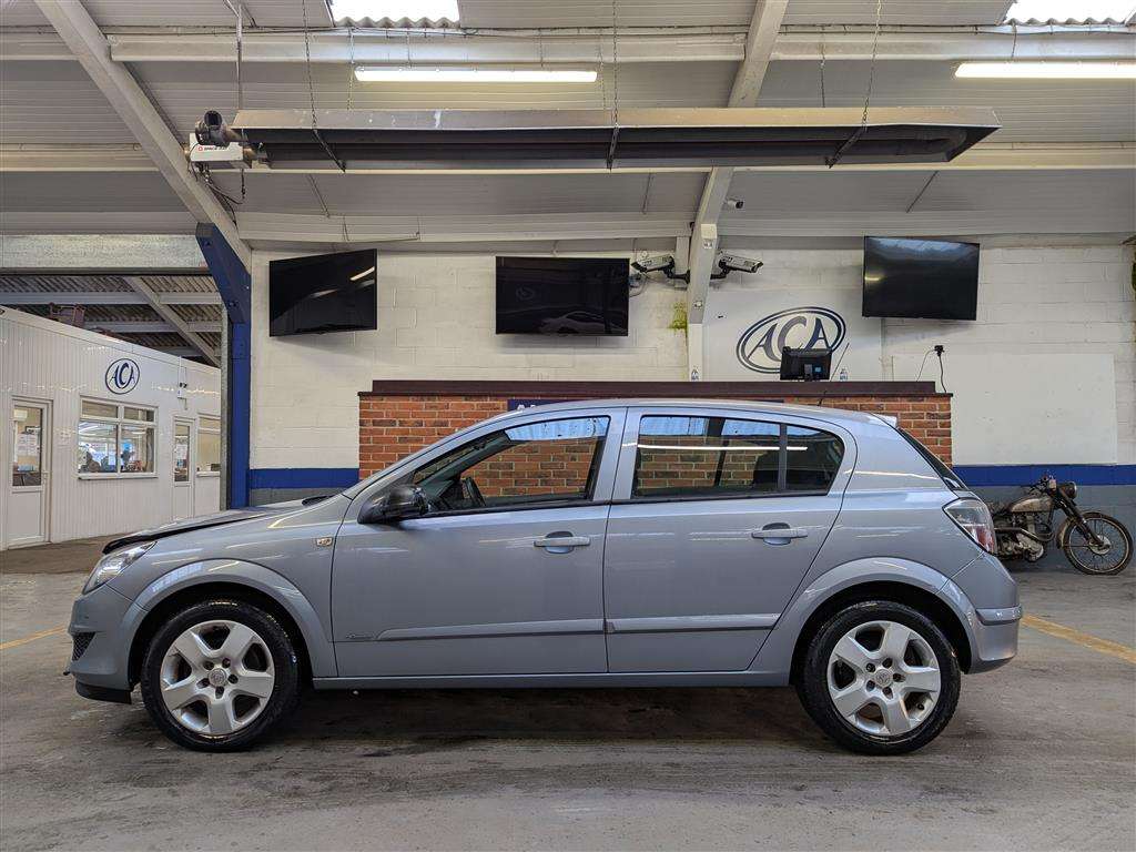 <p>2008 VAUXHALL ASTRA BREEZE</p>
