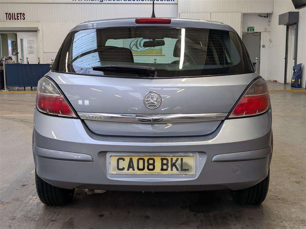 <p>2008 VAUXHALL ASTRA BREEZE</p>