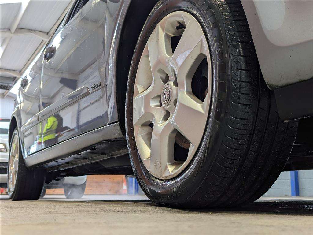 <p>2008 VAUXHALL ASTRA BREEZE</p>