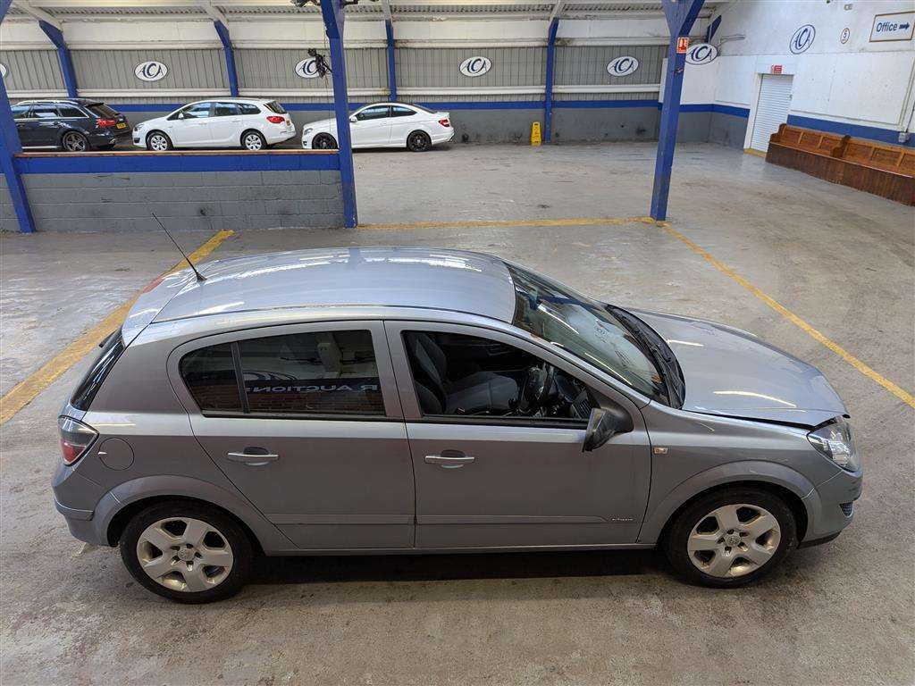 <p>2008 VAUXHALL ASTRA BREEZE</p>