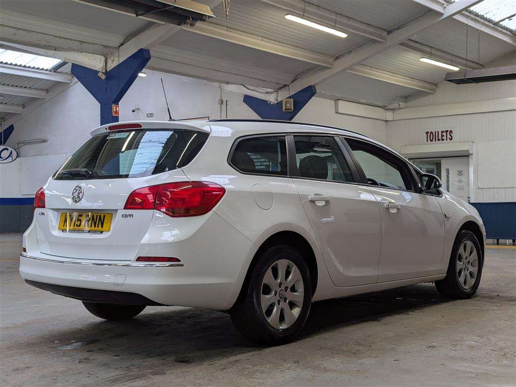 <p>2015 VAUXHALL ASTRA DESIGN CDTI ECOFLEX</p>