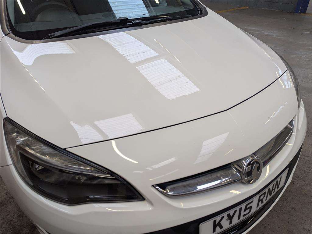 <p>2015 VAUXHALL ASTRA DESIGN CDTI ECOFLEX</p>