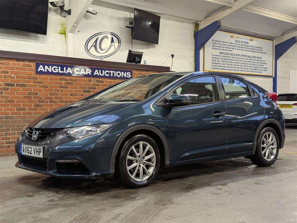 <p>2012 HONDA CIVIC I-VTEC SE</p>