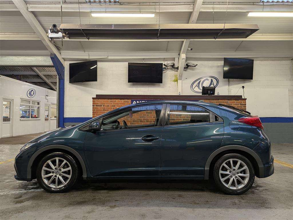 <p>2012 HONDA CIVIC I-VTEC SE</p>