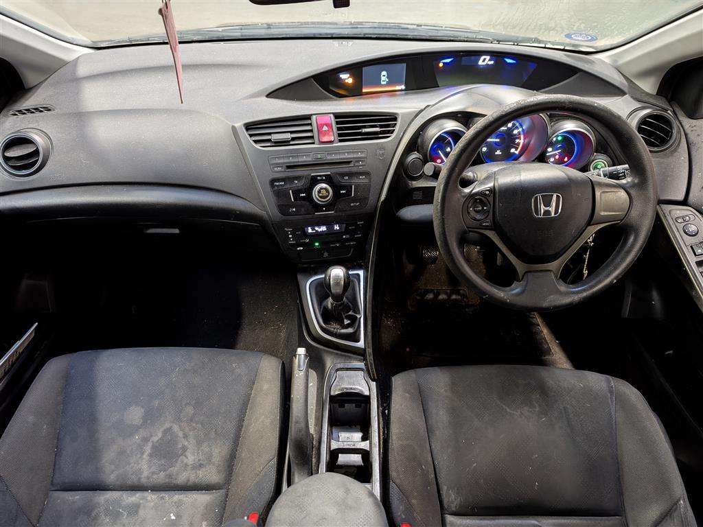 <p>2012 HONDA CIVIC I-VTEC SE</p>
