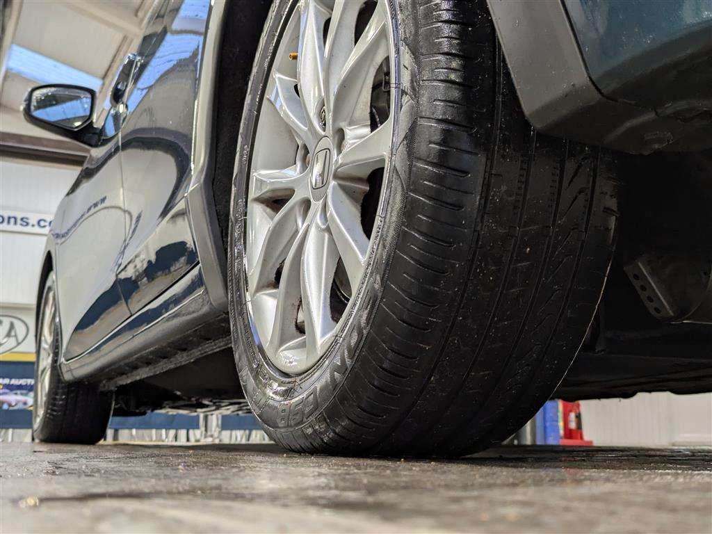 <p>2012 HONDA CIVIC I-VTEC SE</p>