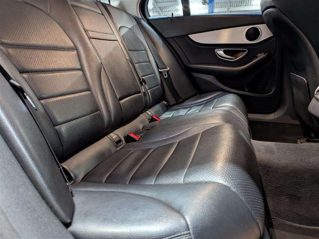 <p>2014 MERCEDES-BENZ C220 SPORT BLUETEC AUTO</p>