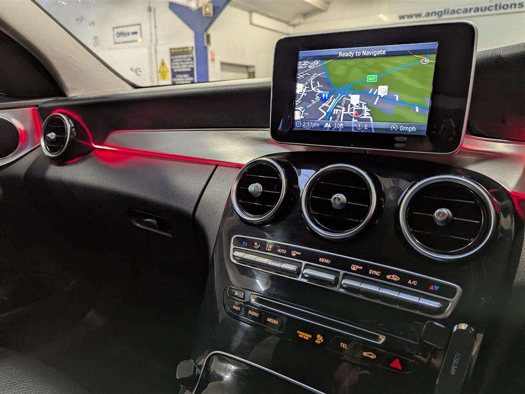 <p>2014 MERCEDES-BENZ C220 SPORT BLUETEC AUTO</p>