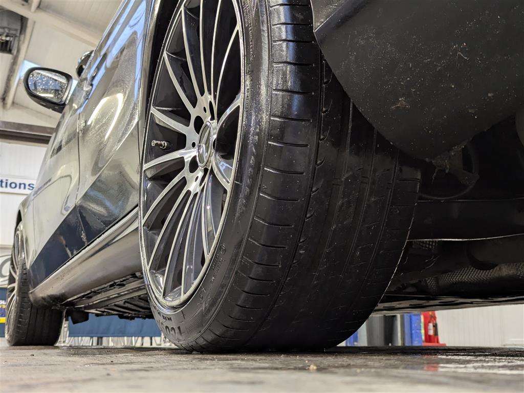 <p>2014 MERCEDES-BENZ C220 SPORT BLUETEC AUTO</p>