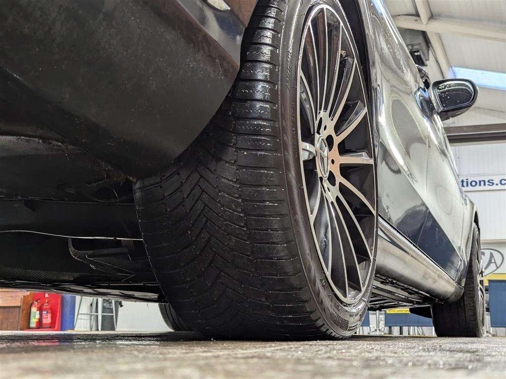 <p>2014 MERCEDES-BENZ C220 SPORT BLUETEC AUTO</p>