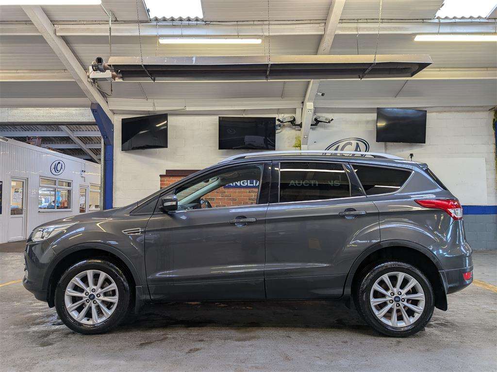 <p>2015 FORD KUGA TITANIUM</p>