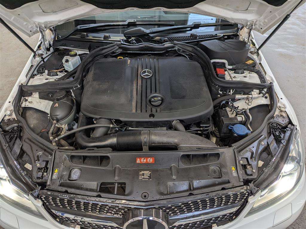 <p>2013 MERCEDES-BENZ C220 AMG SPORT CDI BLUEEF</p>