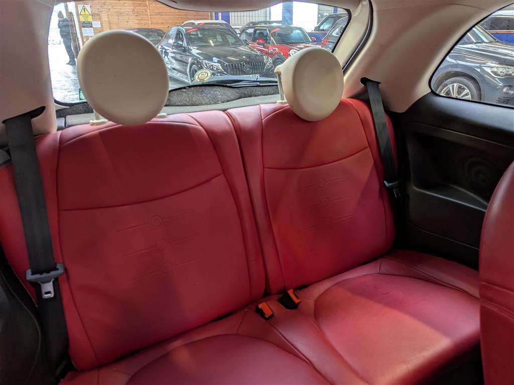 <p>2008 FIAT 500 LOUNGE RHD</p>