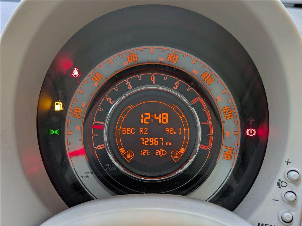 <p>2008 FIAT 500 LOUNGE RHD</p>