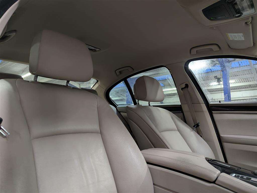 <p>2011 BMW 520D SE AUTO</p>