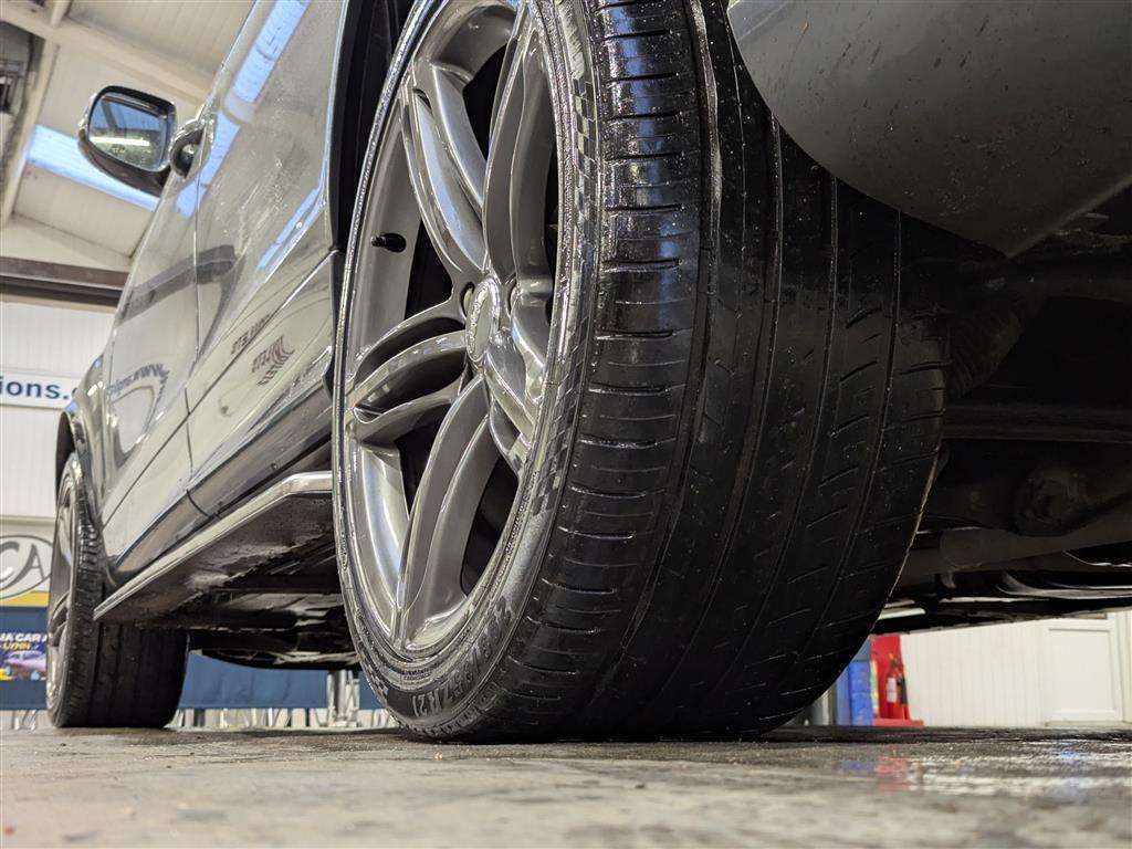 <p>2013 AUDI Q7 S LINE + TDI QUATTRO AUTO</p>