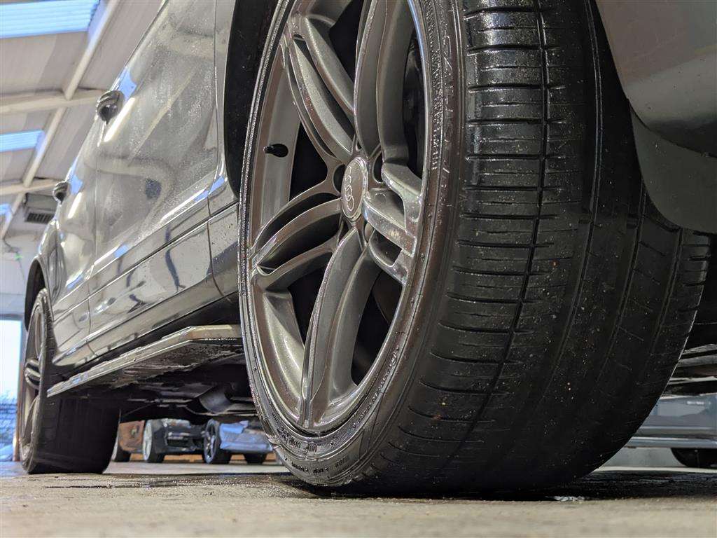 <p>2013 AUDI Q7 S LINE + TDI QUATTRO AUTO</p>