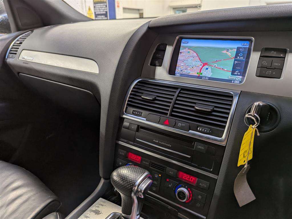 <p>2013 AUDI Q7 S LINE + TDI QUATTRO AUTO</p>