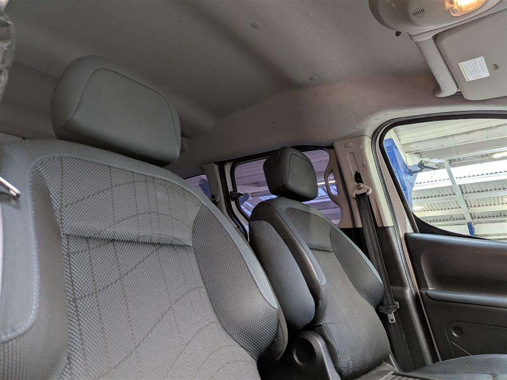 <p>2011 PEUGEOT PARTNER TEPEE S E-HDI S-A</p>