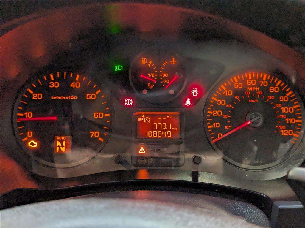 <p>2011 PEUGEOT PARTNER TEPEE S E-HDI S-A</p>