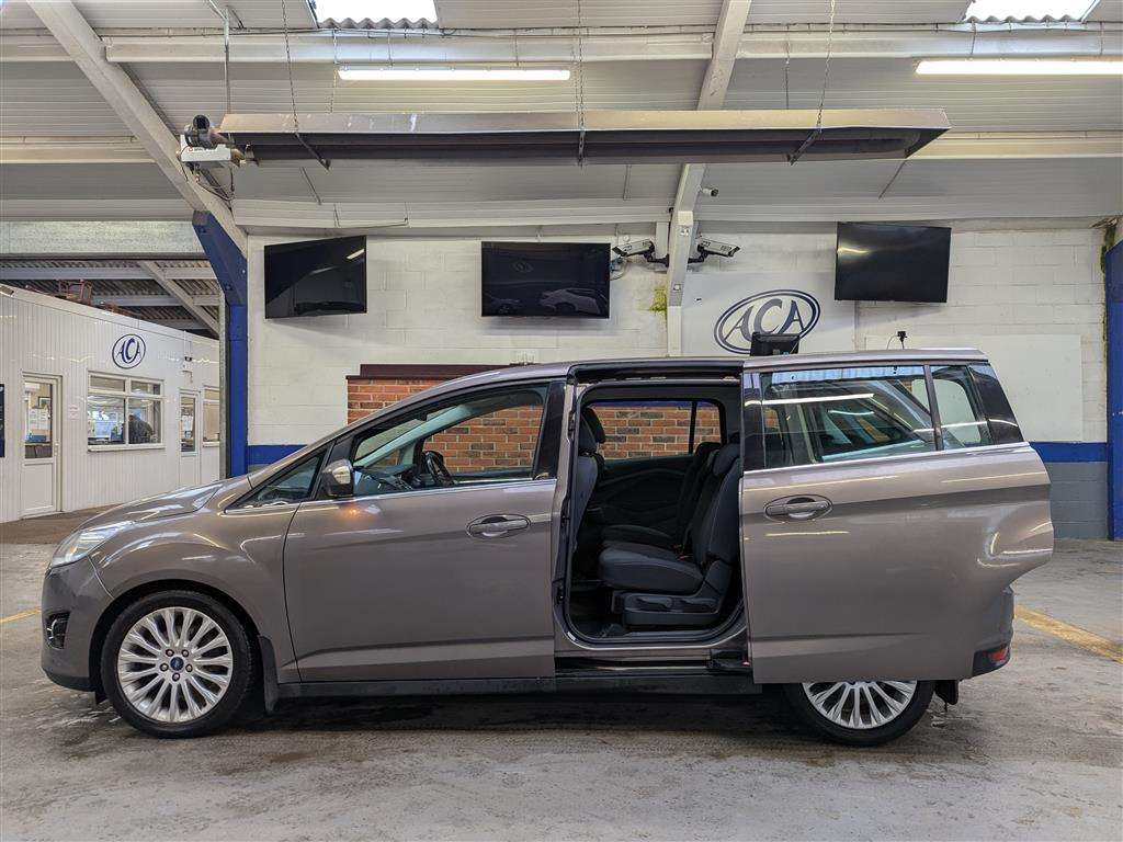 <p>2012 FORD GRAND C-MAX TITANIUM TDCI</p>