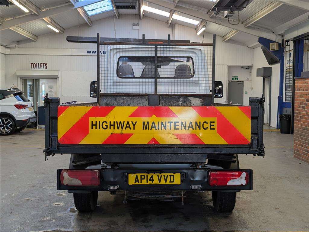 <p>2014 MERCEDES-BENZ SPRINTER 313 CDI</p>