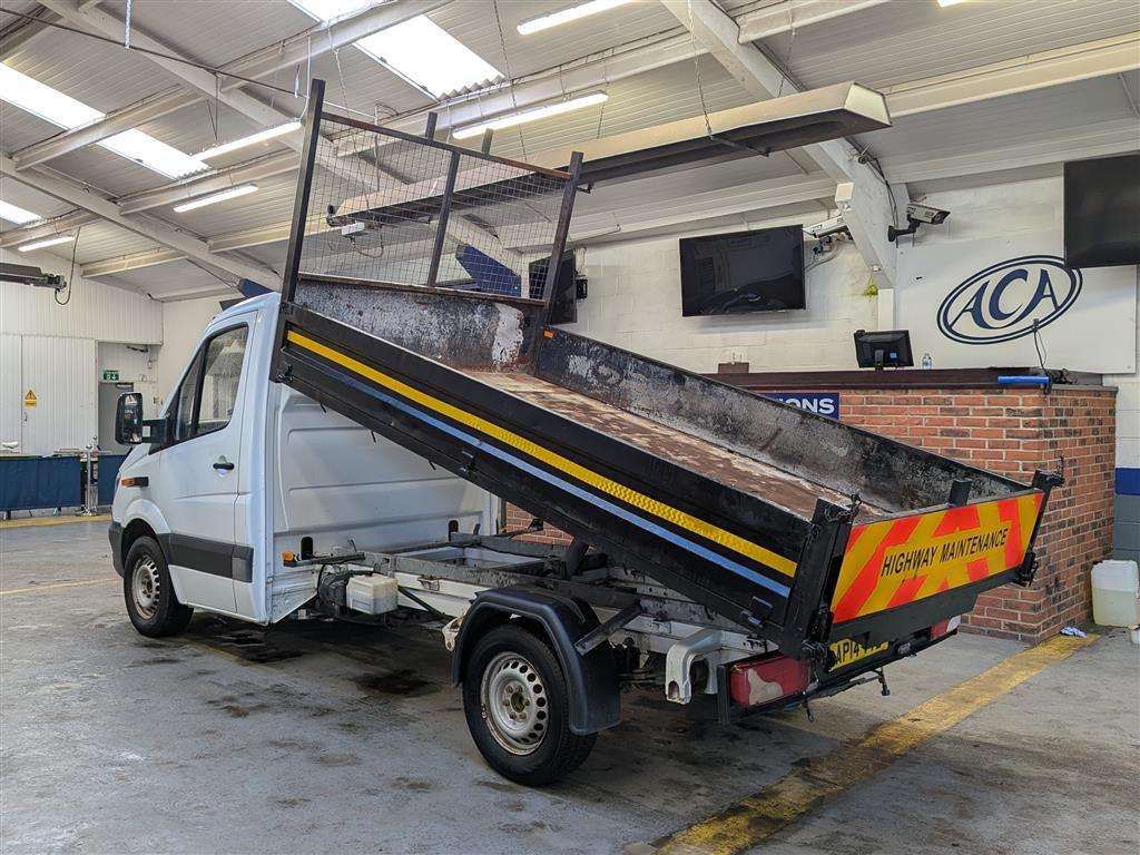 <p>2014 MERCEDES-BENZ SPRINTER 313 CDI</p>