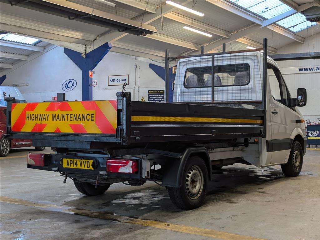 <p>2014 MERCEDES-BENZ SPRINTER 313 CDI</p>