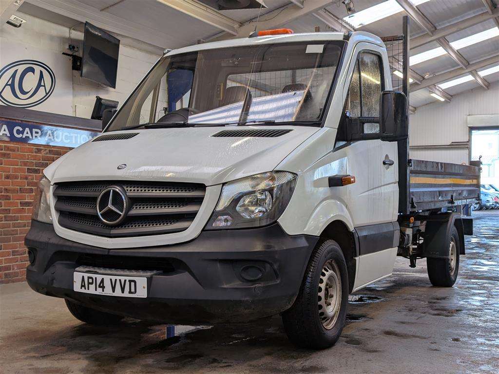 <p>2014 MERCEDES-BENZ SPRINTER 313 CDI</p>