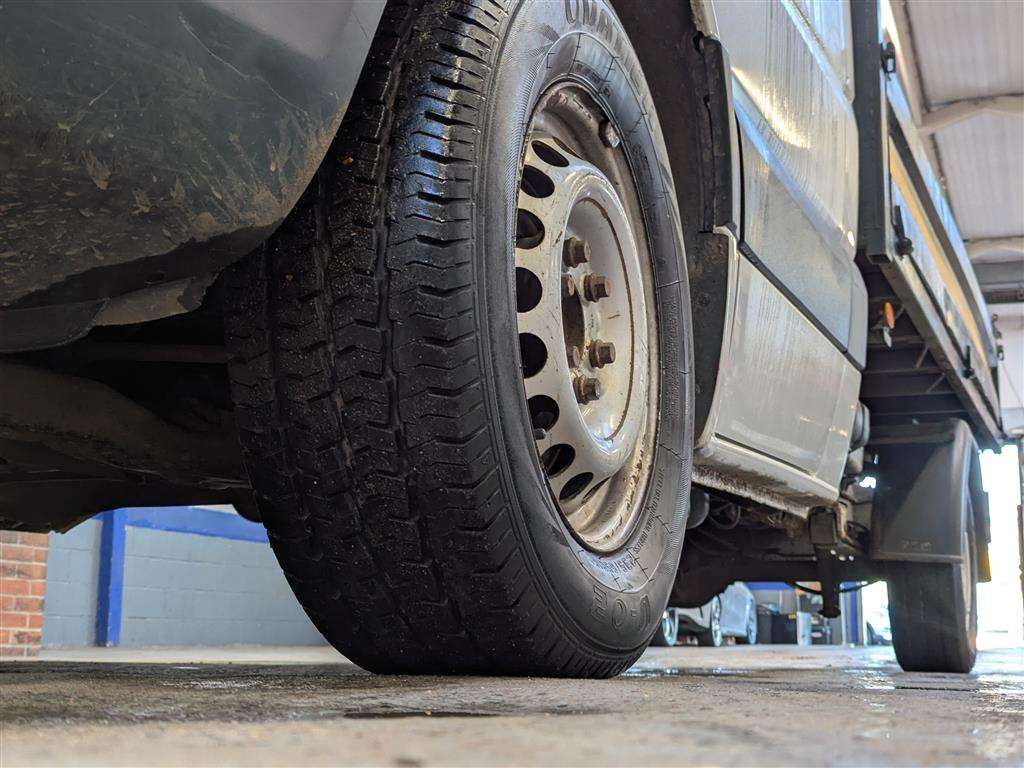 <p>2014 MERCEDES-BENZ SPRINTER 313 CDI</p>