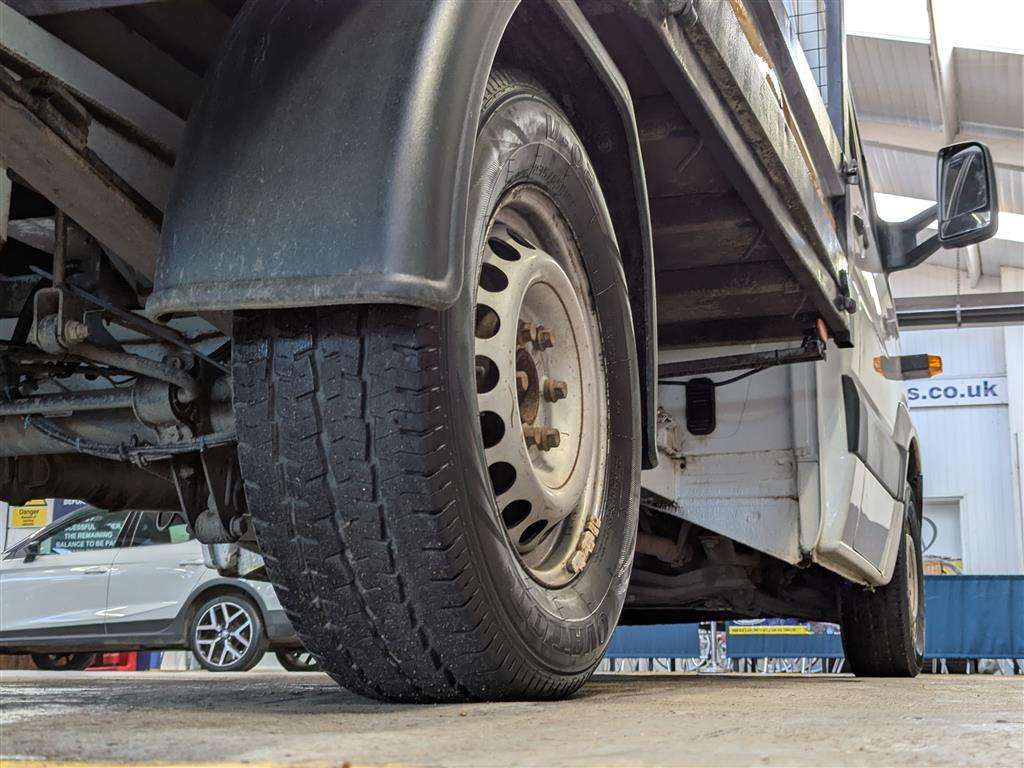 <p>2014 MERCEDES-BENZ SPRINTER 313 CDI</p>