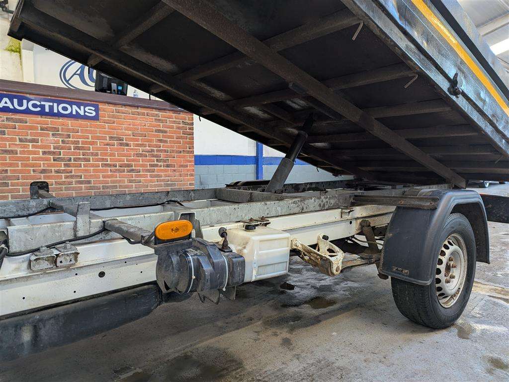 <p>2014 MERCEDES-BENZ SPRINTER 313 CDI</p>