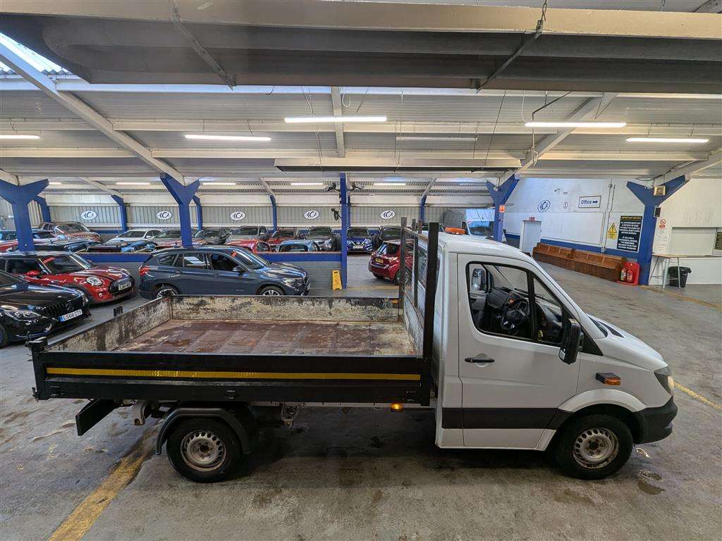 <p>2014 MERCEDES-BENZ SPRINTER 313 CDI</p>