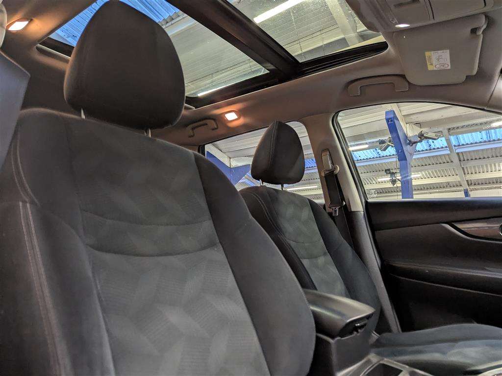 <p>2016 NISSAN X-TRAIL ACENTA DIG-T</p>