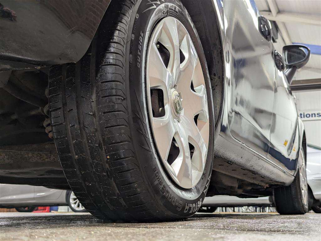 <p>2010 VAUXHALL MERIVA S TURBO</p>