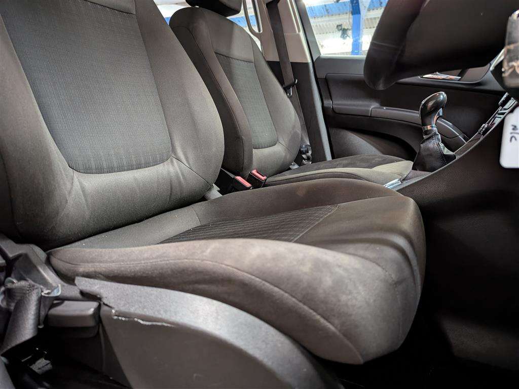 <p>2010 VAUXHALL MERIVA S TURBO</p>