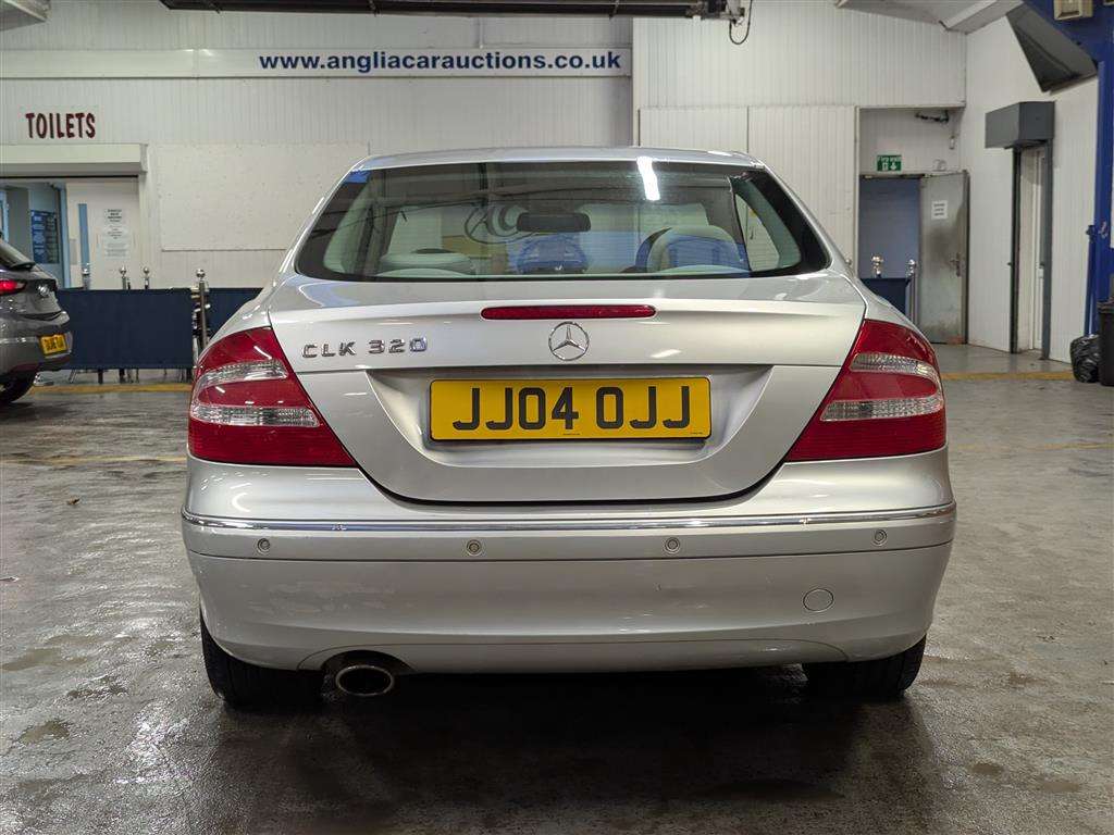 <p>2005 MERCEDES CLK 320 ELEGANCE AUTO</p>