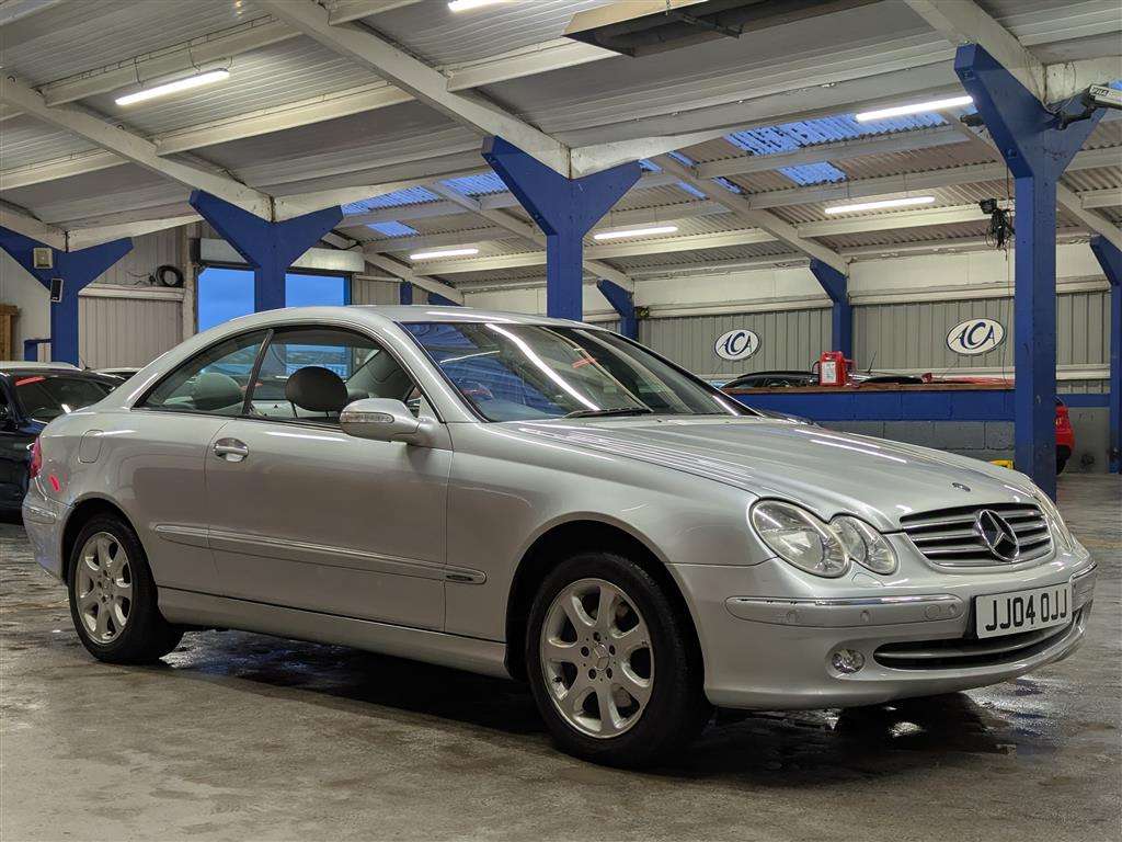 <p>2005 MERCEDES CLK 320 ELEGANCE AUTO</p>
