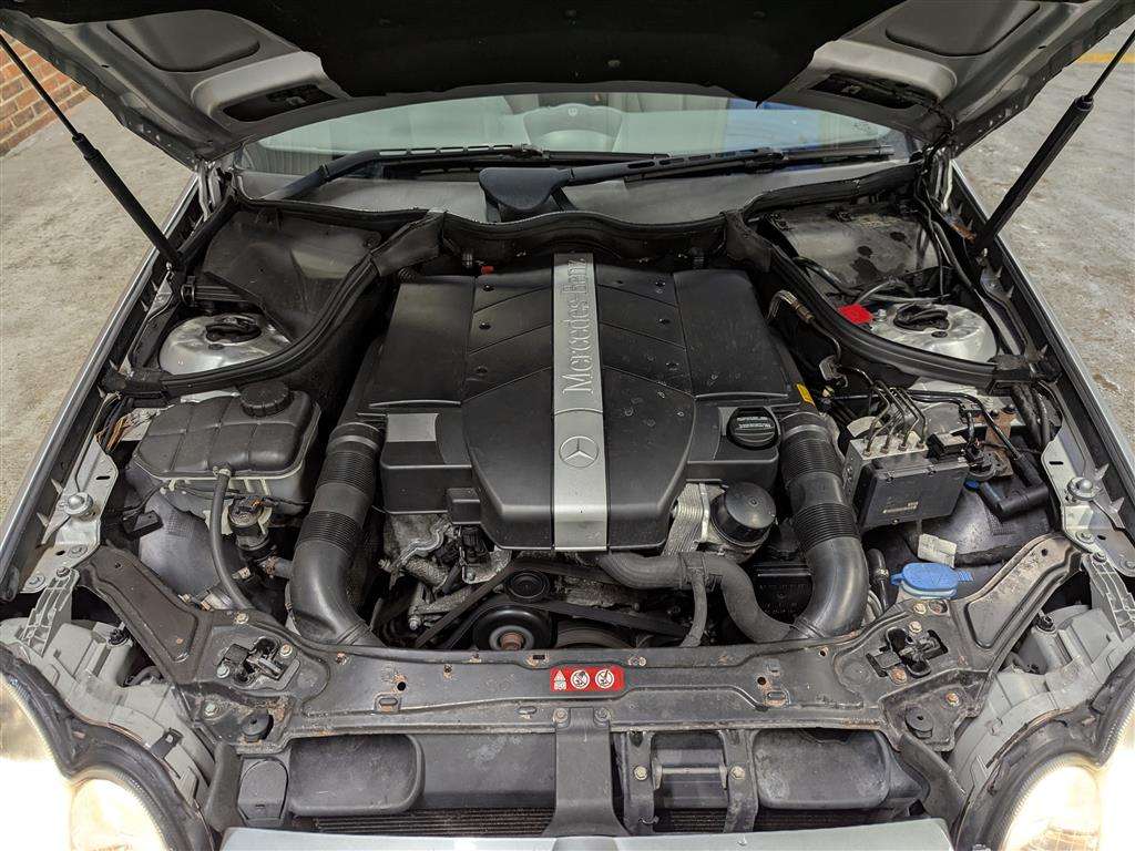 <p>2005 MERCEDES CLK 320 ELEGANCE AUTO</p>