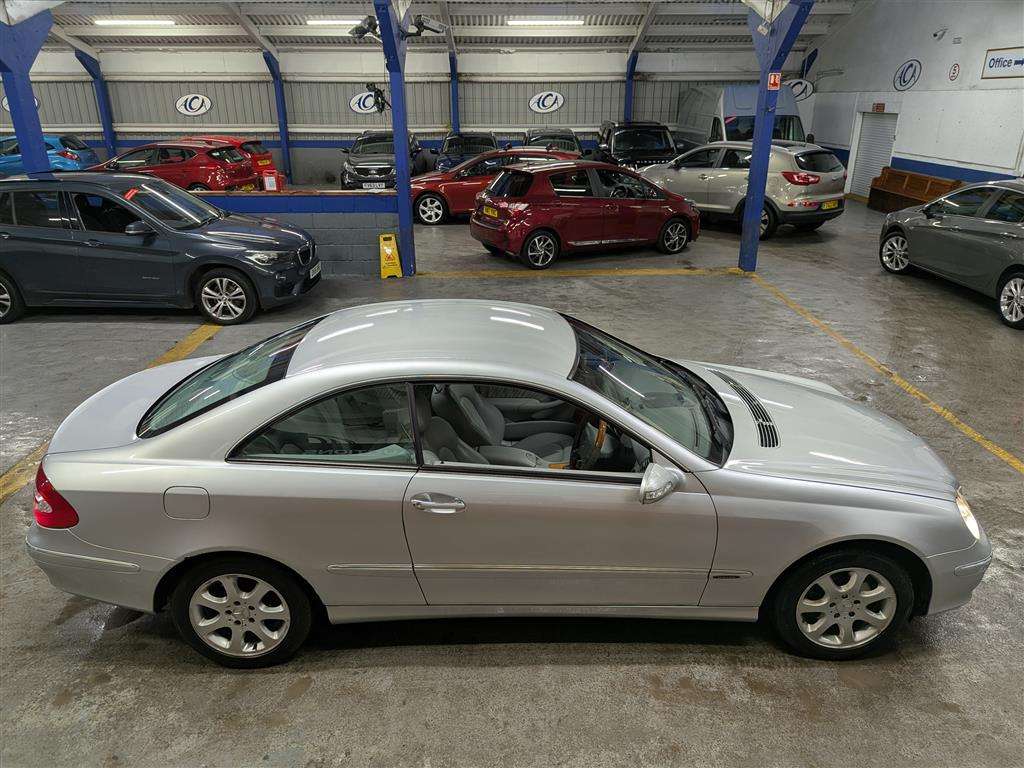 <p>2005 MERCEDES CLK 320 ELEGANCE AUTO</p>