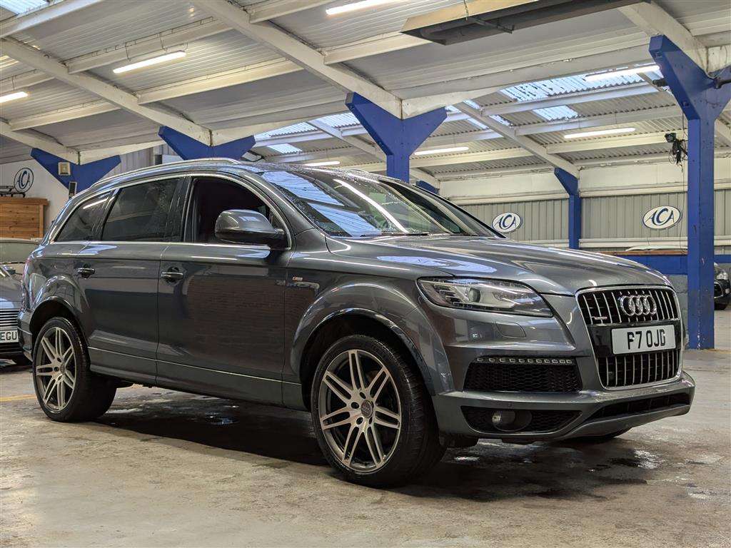<p>2011 AUDI Q7 S LINE TDI QUATTRO AUTO</p>