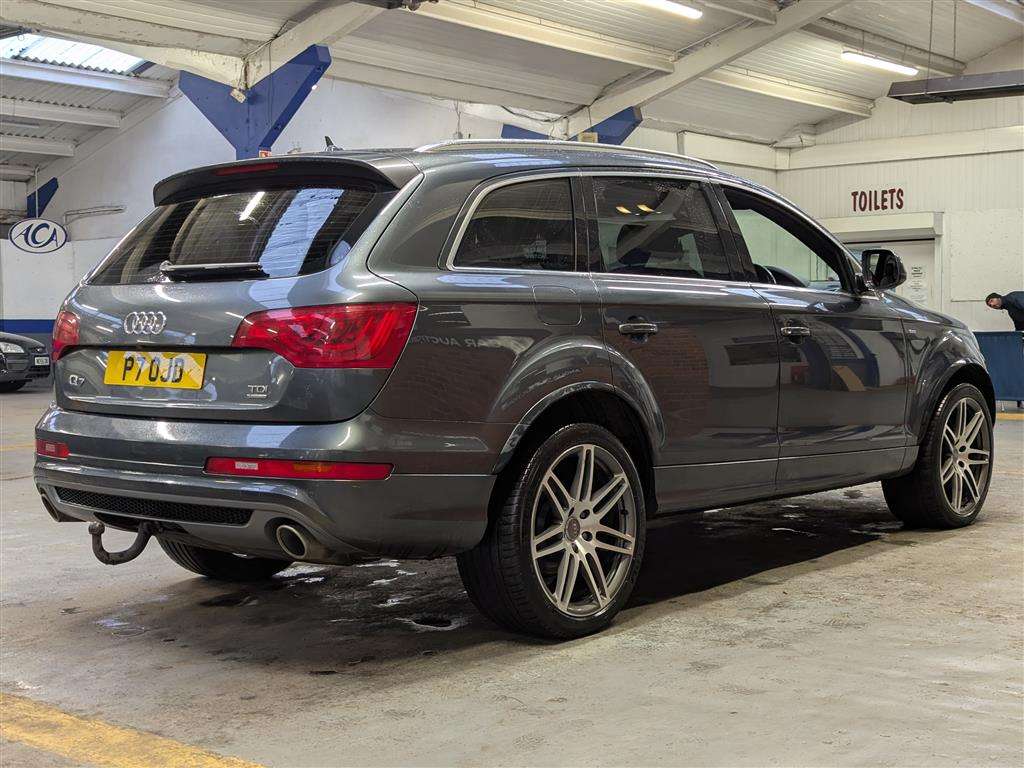 <p>2011 AUDI Q7 S LINE TDI QUATTRO AUTO</p>