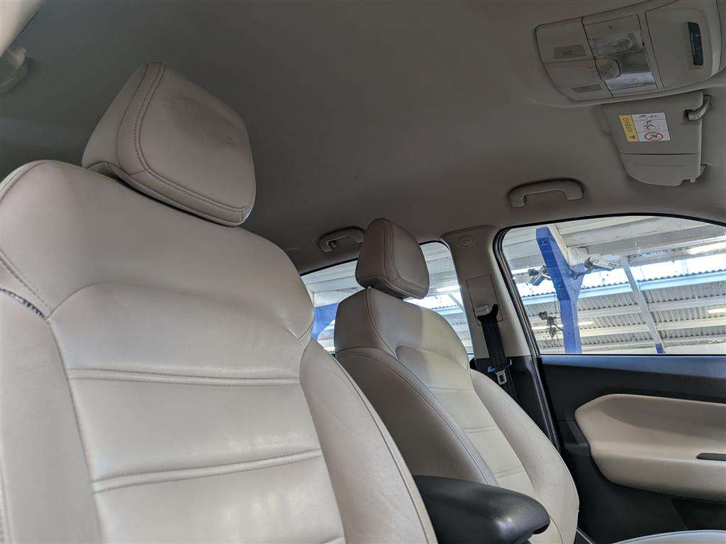 <p>2017 MG GS EXCLUSIVE</p>