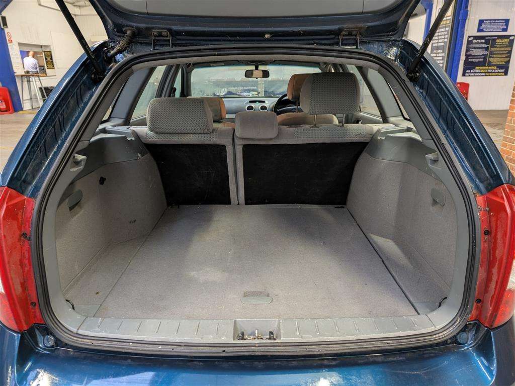 <p>2008 CHEVROLET LACETTI SX</p>