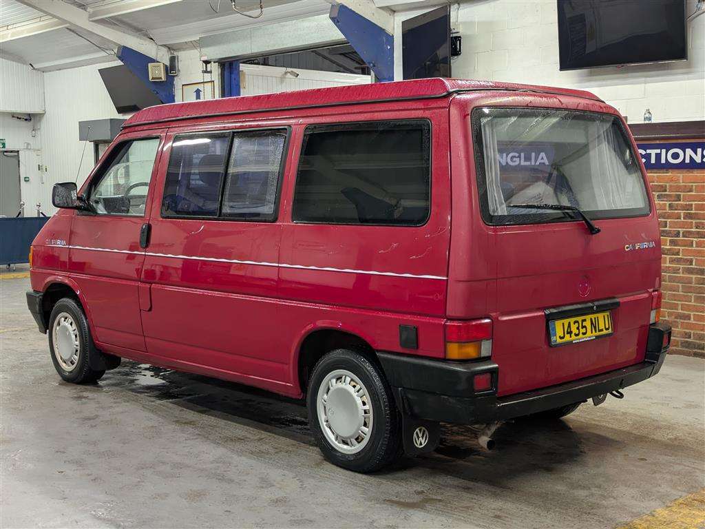 <p>1992 VOLKSWAGEN TRANSPORTER</p>
