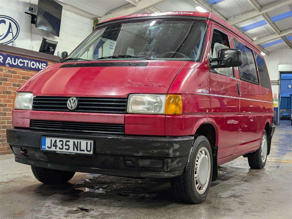 <p>1992 VOLKSWAGEN TRANSPORTER</p>
