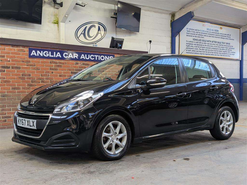 <p>2017 PEUGEOT 208 ACTIVE BLUE HDI S/S</p>