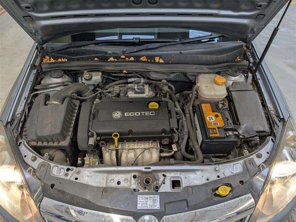 <p>2008 VAUXHALL ASTRA SXI</p>