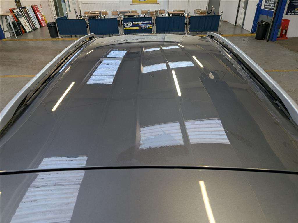 <p>2015 FORD KUGA TITANIUM</p>